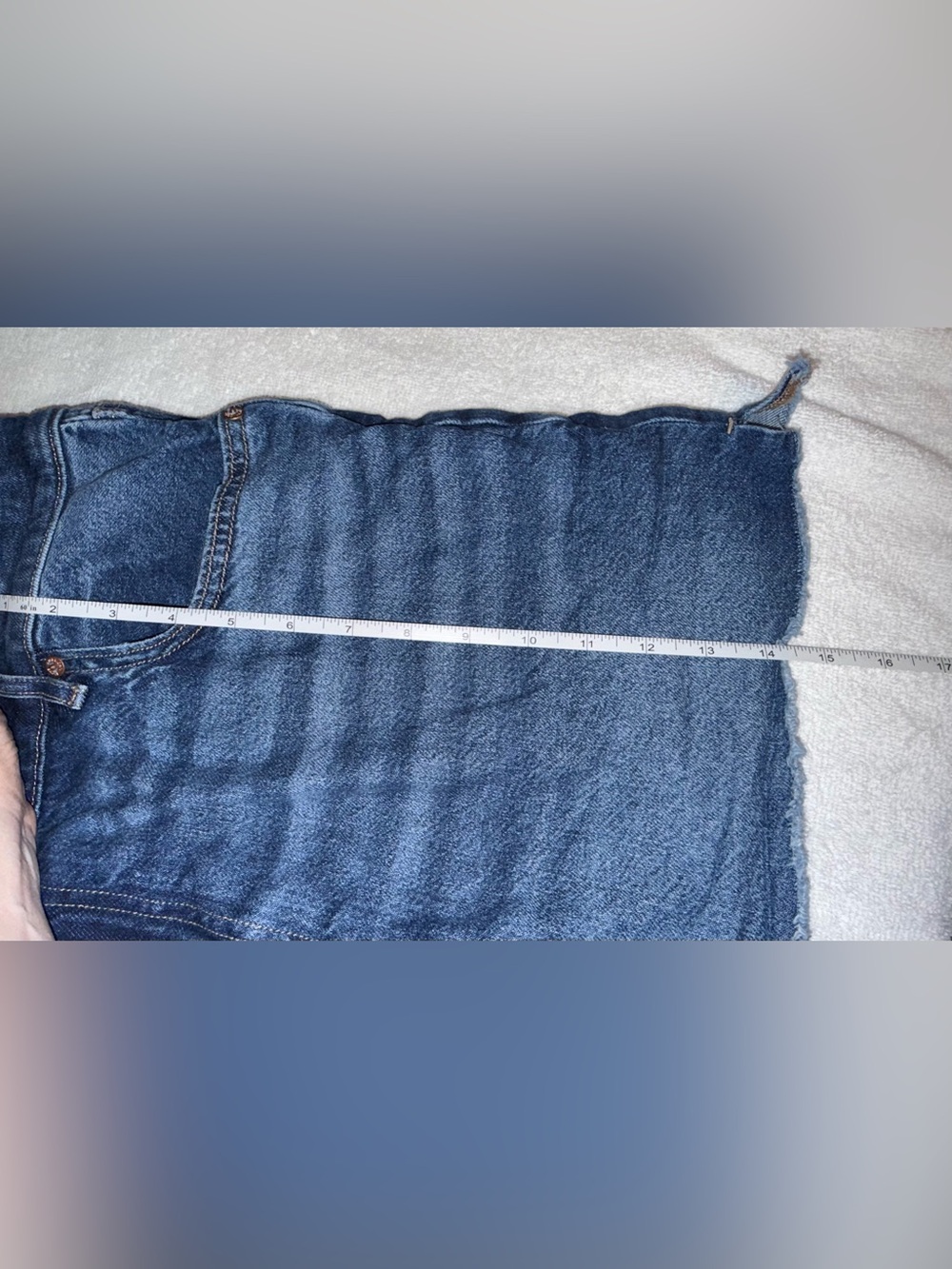 American Eagle Outfitters Dark Blue Denim Cutoff High-Rise Shorts Size 18 - Picture 8 of 9